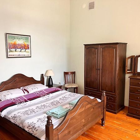 Albert Guest House Русе Екстер'єр фото